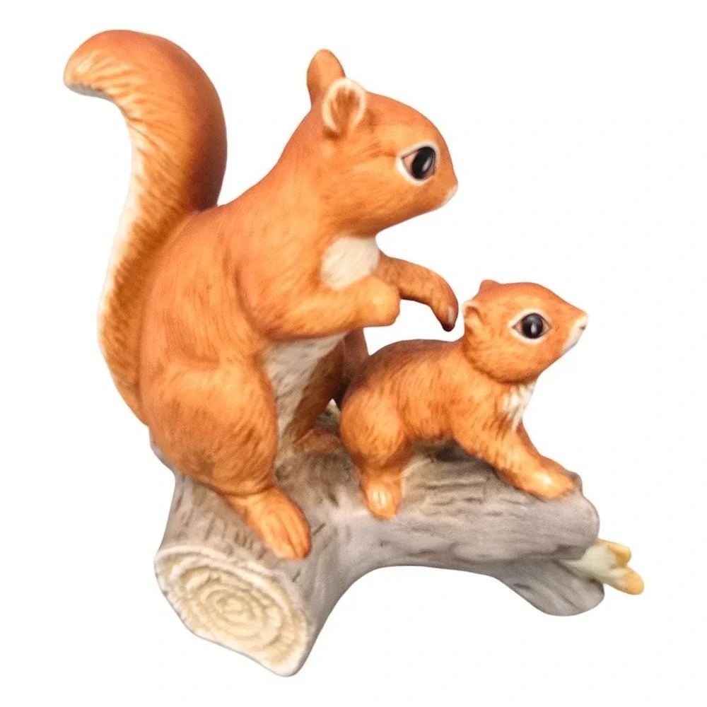 Vintage HOMCO #1457 Squirrel Mom & Baby Figurine Woodland Ceramic Log Leaves